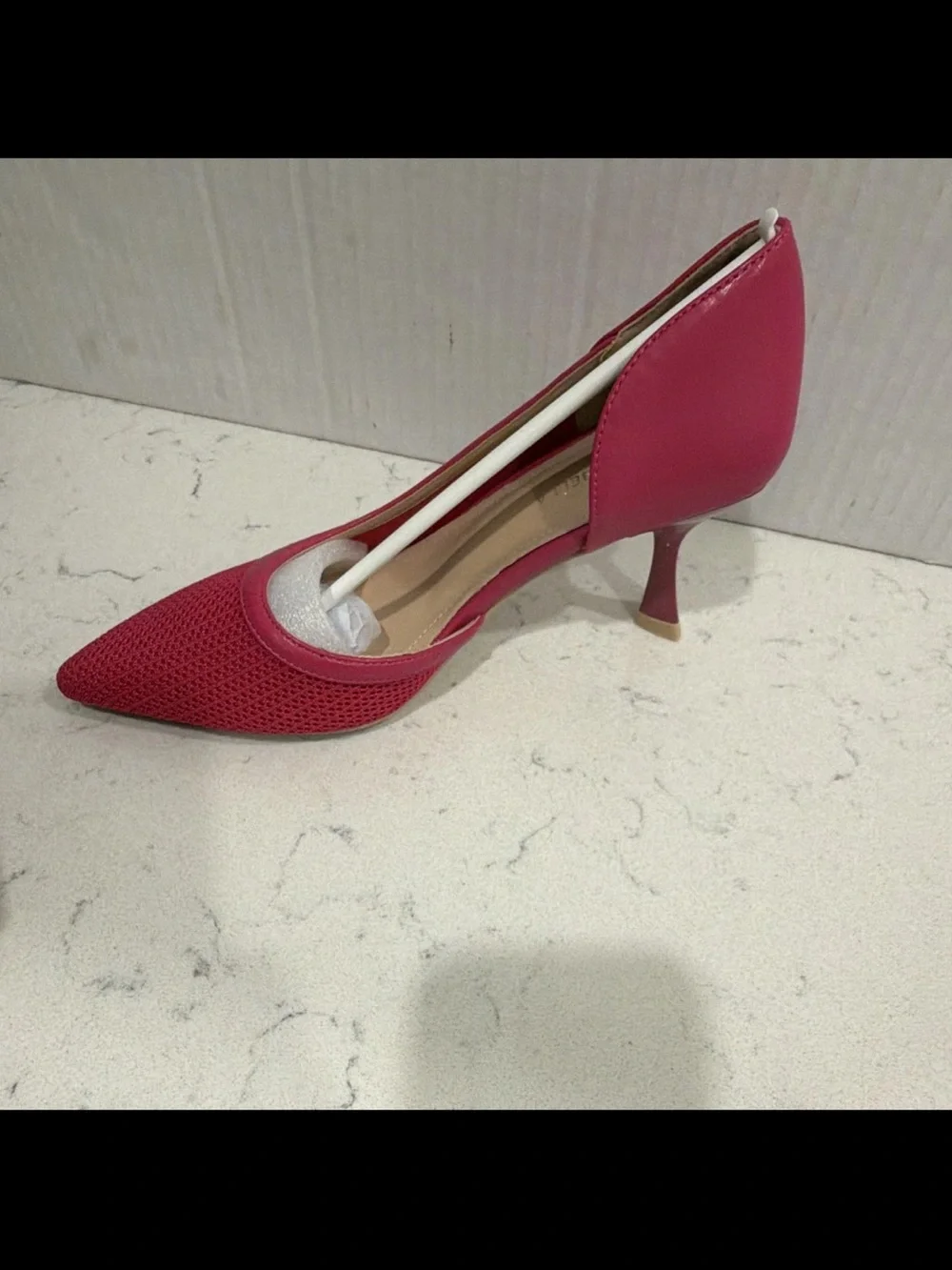 Newbella women's elegant kitten heel pumps Size 7